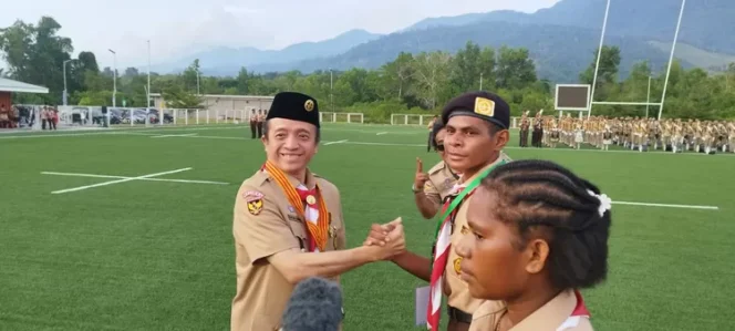 
					Perkemahan Bakti Saka Kalpataru dan  Saka Wanabakti (Pertikawan) Regional Papua Tahun 2023, Sabtu, 11 November 2023, di Lapangan Rugby, Lanud Silas Papare, Kabupaten Jayapura, Papua.
