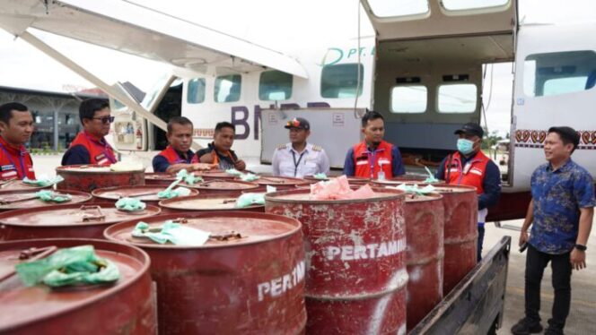 
					Executive General Manager Pertamina Patra Niaga Regional Papua Maluku, Sunardi mengecek kesiapan Satgas RAFI 2024. (Dok Pertamina)