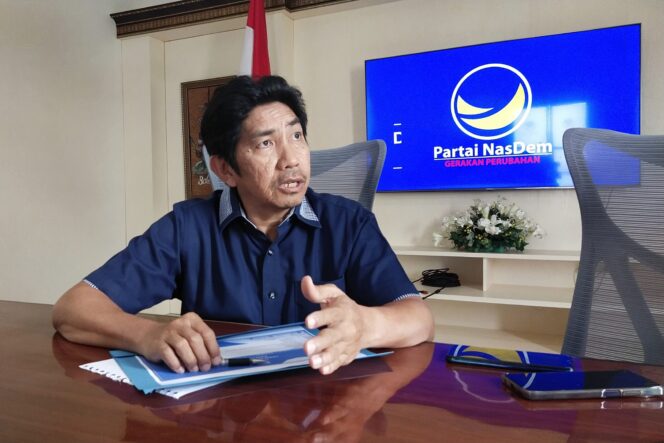 
					Sekretaris DPW Partai NasDem Provinsi Papua, Jhony Banua Rouw. (KabarPapua.co/Alan Youwe)