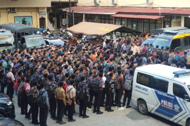 
					Pelamar rekrutmen Polri di Mapolresta Jayapura Kota, Rabu 17 April 2024. (Dok Humas Polresta)