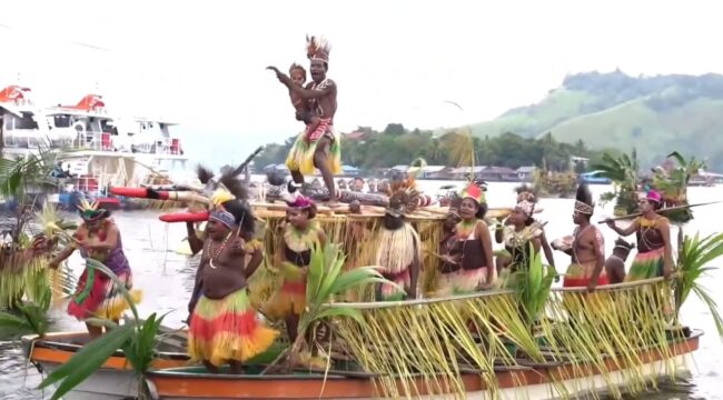 Tarian Isosolo yang menjadi primadona di FDS XVI Tahun 2024. (Ist)