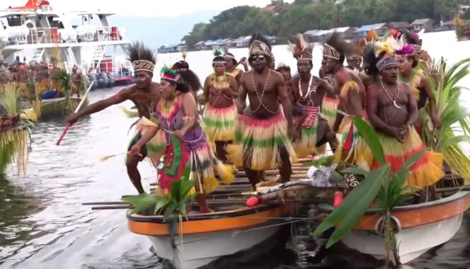 
					Tarian Isosolo yang menjadi primadona di FDS XVI Tahun 2024. (Ist)