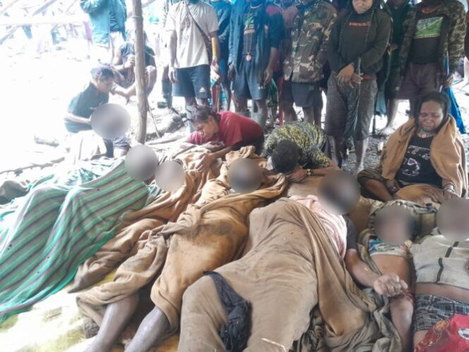 
					7 korban meninggal di Wini Kali Kabur. Foto: Polda Papua