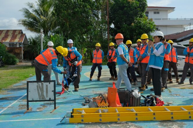 
					Pelatihan Petugas PLN lewat Yantek Academy di Kabupaten Nabire, Papua Tengah. (PLN)