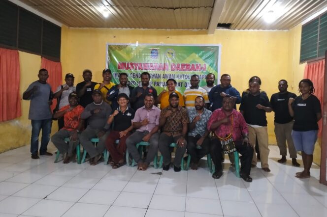 
					DPD ICAKAP Papua Barat Daya foto bersama usai Musda Pertama di Kota Sorong, Rabu 24 Juli 2024. (Ist)