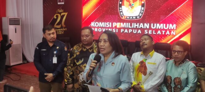 
					KPU Papua Selatan saat penetapan paslon Pilkada 2024. Foto: ist