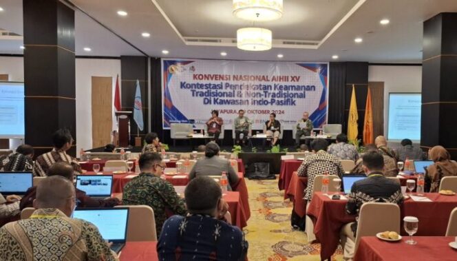 
					Suasana diskusi pada Konvensi Nasional AIHII XV di Jayapura, Rabu 9 Oktober 2024. (KabarPapua.co/Imelda)