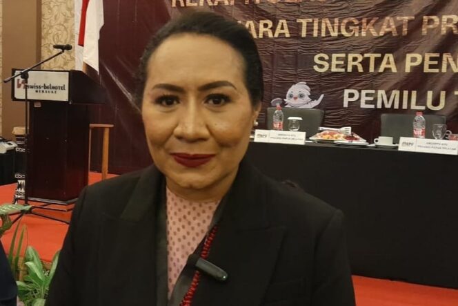 
					Ketua KPU Papua Selatan, Theresia Mahuse. (Ist)