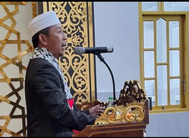 
					Tokoh muslim Kabupaten Mimika, Papua Tengah, Ustadz Joko Prianto. Foto: ist