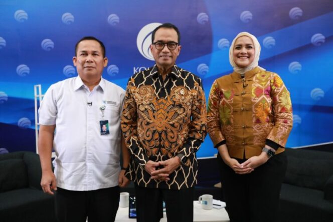 
					Dialog Forum Merdeka Barat 9 (FMB9) yang mengangkat tema '10 Tahun Menghubungkan Indonesia untuk Pemerataan Keadilan', Senin 23 September 2024.  Foto: FMB9