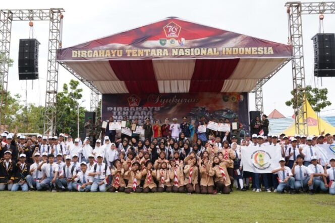 
					Perayaan HUT ke-79 TNI di lingkungan Kodam Cenderawasih. Foto: Pendam Cenderawasih.