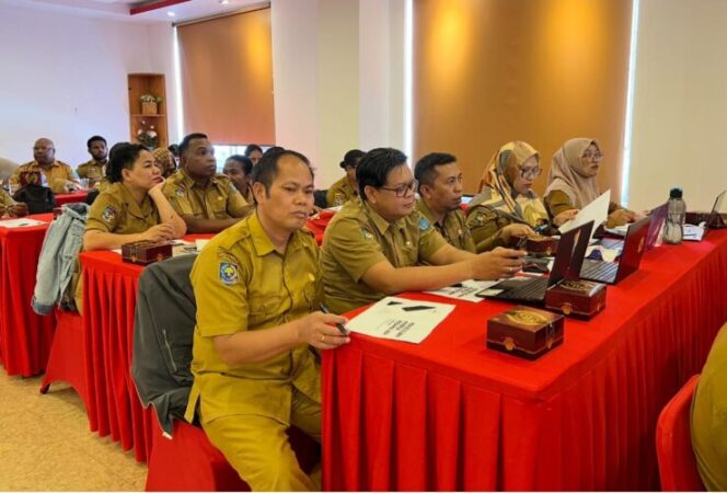 
					Bimbingan Teknis  Percepatan Konversi Angka Kredit pada Aplikasi Disepakati. (KabarPapua.co/Stefanus Tarsi)