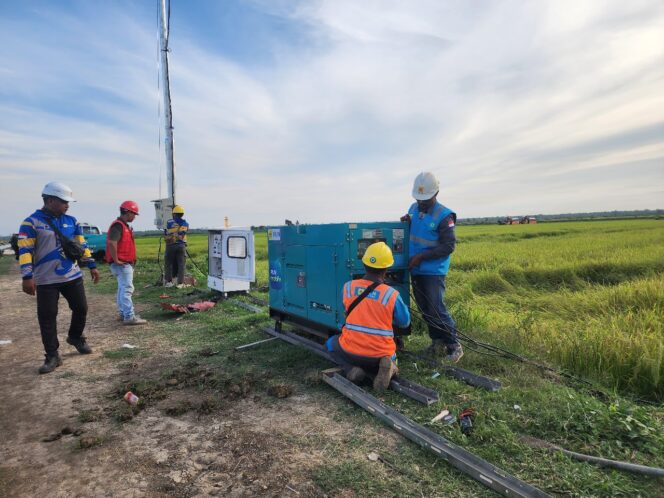 
					Kesiapan petugas PLN saat kuinjungan perdana preside Prabowo ker Merauke. Foto: PLN Unit Papua dan Papua Barat. 