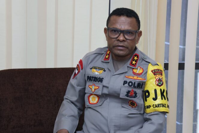 
					Kapolda Papua, Irjen Pol. Patrige R. Renwarin pimpin Rakor Percepatan Operasional Polda Papua Tengah. (Polda Papua)