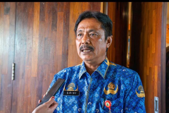 
					Kepala Inspektorat Drs. Semuel Rihi, M.Si, CGCAE. Foto: ist
