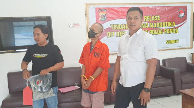 
					Direktorat Narkoba Polda Papua Subdit I berhasil menangkap seorang residivis narkoba jenis sabu. (Foto IST)