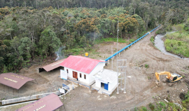 
					Pembangkit Listrik Tenaga Mikro Hidro (PLTMh) Anggi berkapasitas 150 kW yang menjadi salah satu sumber pasokan daya di Kabupaten Pegunungan Arfak. (Foto Dok PLN)
