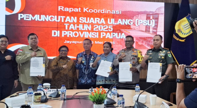 
					Rapat Koordinasi Rakor PSU Papua 2025 yang berlangsung Kantor Gubernur Papua, Kota Jayapura, Papua, Kamis, 15 Mei 2025. (KabarPapua.co/Imelda)