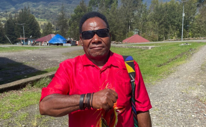 
					Kepala Suku Besar Kabupaten Puncak, Abelom Kogoya.Foto: ist