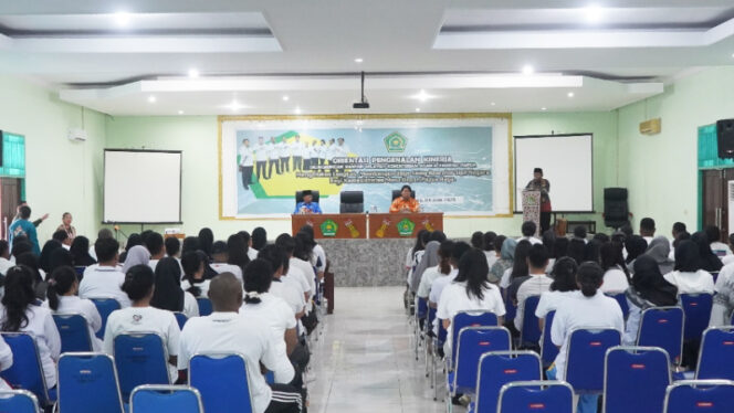 
					Kegiatan Orientasi Pengenalan Kinerja bagi CPNS Formasi Tahun 2024. (Foto dok: Humas Kemenag Provinsi Papua)