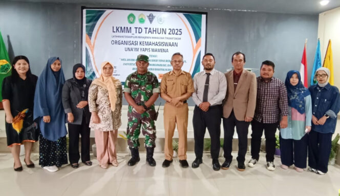 
					Asisten I Setda Kabupaten Jayawijaya Tinggal Wusono saat menghadiri kegiatan LKMM-TD Tahun 2025 oleh UNAIM Yapis Wamena. (Foto dok: Pemkab Jayawijaya)
