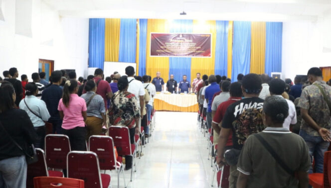 
					Bimtek tata cara pemungutan, penghitungan suara, dan penggunaan aplikasi SIREKAP, Selasa, 29 Juli 2025. (Foto dok: KPU Kepulauan Yapen)