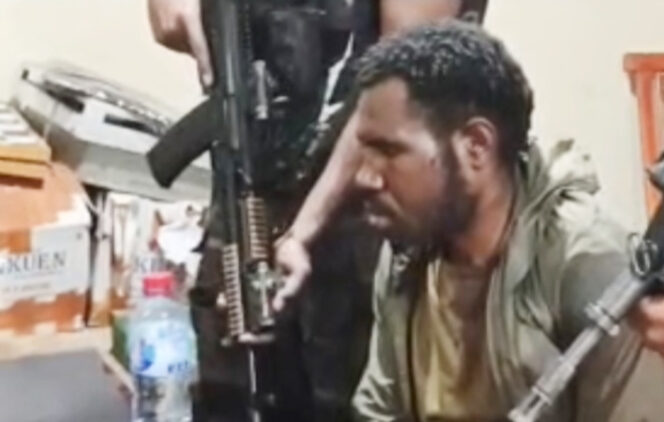 
					Anggota KKB yang merupakan DPO sebagi pelaku penembak polisi akhirnya tertangkap. (Foto dok: Satgas Damai Cartenz)