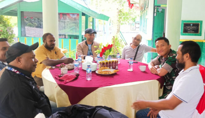 
					Suasana Coffee Morning Dandim 1804 Kaimana dengan para wartawan, Rabu, 13 Agustus 2025. (IST)