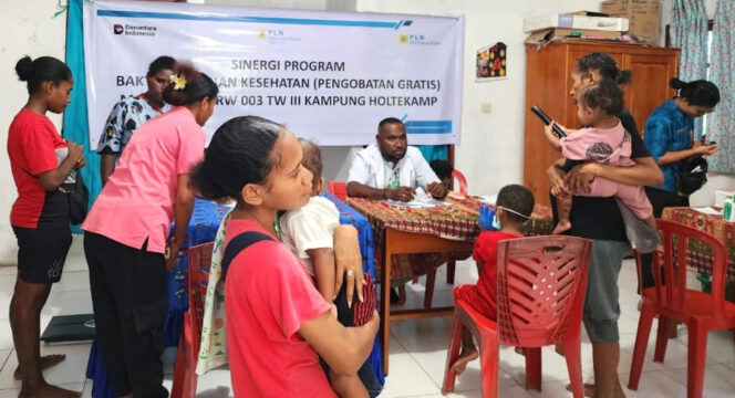 
					Pengobatan gratis PLN IP UBP Holtekamp dalam rangka kemerdekaan Indonesia. Foto: PLN IP UBP Holtekamp.