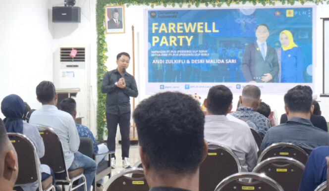 
					Acara perpisahan Manager PLN ULP Serui, Andi Zulkifli di Hotel Merpati, Serui, Kepulauan Yapen, Papua. (KabarPapua.co/Ainun Faathirjal)