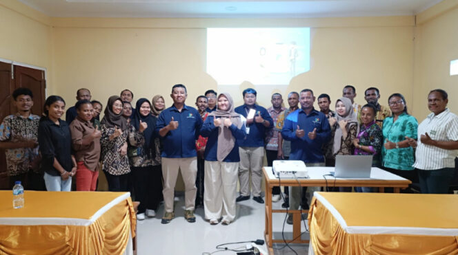 
					Foto bersama usai pelatihan petugas lapangan Sakernas Tahun 2025. (Foto dok: BPS Kepulauan Yapen)