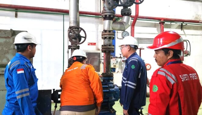 
					Persiapan PLN IP UBP Holtekamp dalam menjaga keandalan listrik untuk mendukung serangkaian perayaan kemerdekaan di Jayapura dan sekitarnya. Foto: PLN IP UBP Holtekamp