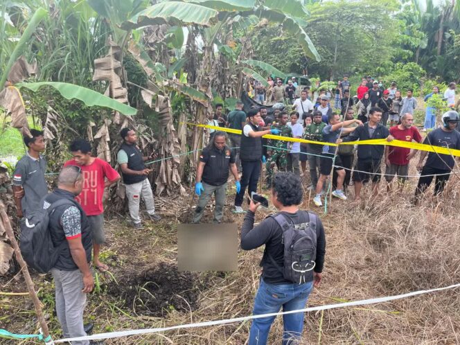 
					Penemuan jasad bayi di Kampung Vietnam Kabupaten Sarmi. Foto: Humas Polda Papua.