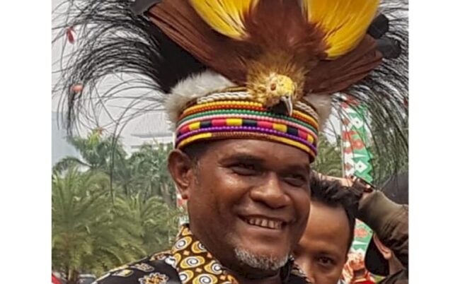 
					Tokoh Adat Papua, Yanto Eluay. Foto: Net