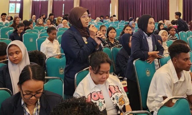 
					Empower Roadshow PLN IP UBP Holtekamp yang digalar di Univesitas Yapis Jayapura. Foto: PLN IP UBP Holtekamp