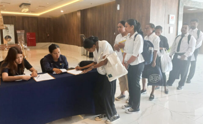 
					Pembukaan lowongan pekerjaan di PLN, jumlah pelamar capai ribuan dalam lima hari pertama, sejak pendaftaran dibuka 8 September 2025 dan nantinya berakhir 21 September 2025. (Foto dok: PLN)