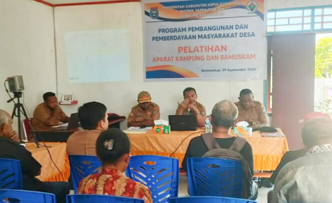 
					Pembukaan kegiatan pelatihan aparat Kampung Barawaikap. (KabarPapua.co/Ainun Faathirjal)