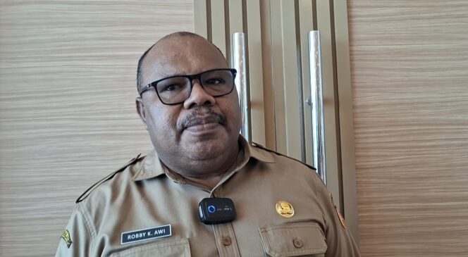 
					Kepala Badan Pendapatan Daerah Kota Jayapura, Robby K Awi. Foto: Imelda/KabarPapua.co