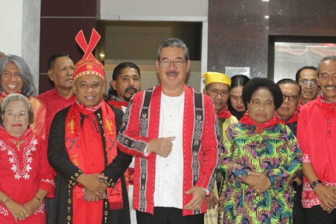 
					Momen Kebersamaan 20 Tahun IKEMAL di Tanah Papua. Foto: Imelda/Kabarpapua.co