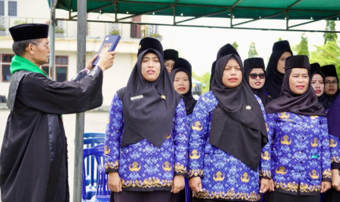 
					Pelantikan dan pengambilan sumpah jabatan di lingkup Pemkab Jayapura. (Foto dok: jayapurakab.go.id)