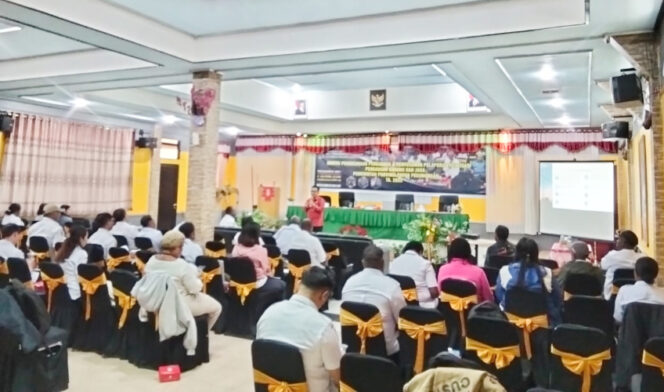 
					Pelatihan Perencanaan dan Pengadaan Barang dan Jasa bagi ASN dari berbagai OPD di Hotel Grand Sartika, Wamena, Rabu, 15 Oktober 2025. (Foto: istimewa)