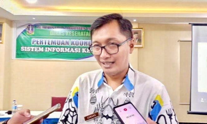 
					Sekretaris Dinas Kesehatan Kabupaten Jayapura, Edward Sihotang. (Foto dok: jayapurakab.go.id)