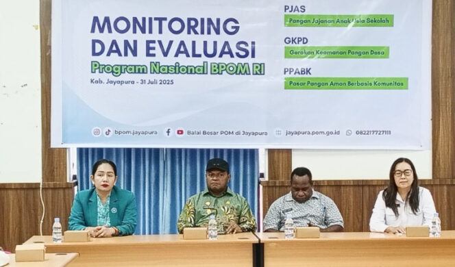 
					Wakil Bupati Jayapura Haris Richard S. Yocku saat hadiri kegiatan Monev Program Intervensi Keamanan Pangan. (Foto dok: jayapurakab.go.id)