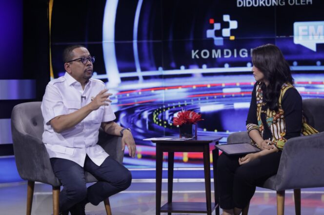 
					dialog Forum Merdeka Barat 9 (FMB9) NgobrolINdonesia yang mengangkat tema 'Potret Satu Tahun Pemerintahan Prabowo-Gibran', Rabu 22 Oktober 2025. Foto: FMB9