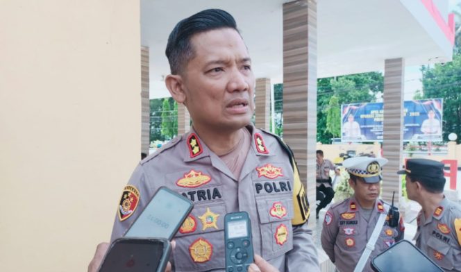 
					Kapolres Kaimana, AKBP Satria Dwi Dharma. (KabarPapua.co/Yosias Wambrauw)