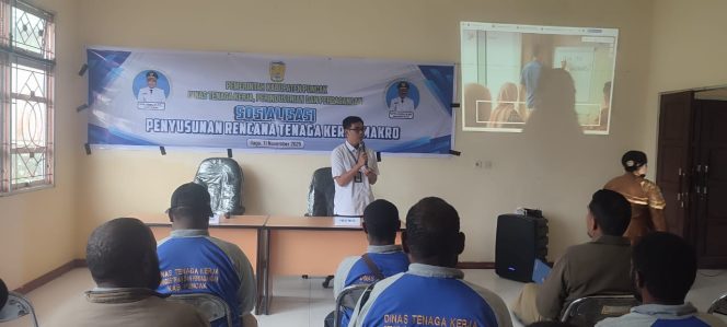 
					Sosialisasi penyusunan rencana tenaga kerja makro Dinas Tenaga Kerja, Perindustrian, dan Perdagangan (Nakerindag) Kabupaten Puncak . Foto: Diskominfo Puncak 