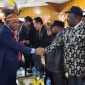 Bupati Puncak, Elvis Tabuni saat berada di DPRK setempat usai pengesahan APBD 2026. Foto: Diskominfo Puncak 