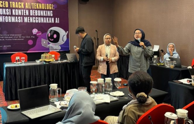 
					Pelatihan advanced tracking AI untuk jurnalis Sulawesi, Ambon dan Papua di Makassar. Foto: kabarmakassar