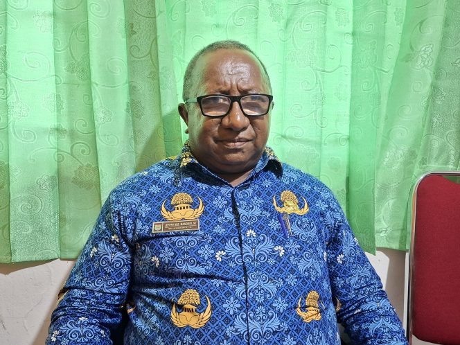 
					Kepala Dinas Ketahanan Pangan Kabupaten Kepulauan Yapen, Jeffry Max Boy Manderi. Foto: Ainun Faathirjal/Kabarpapua.co