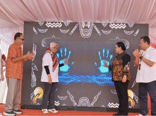 Peluncuran Telkom neuCentrIX di Jayapura.  Foto: Imelda/Kabarpapua.co